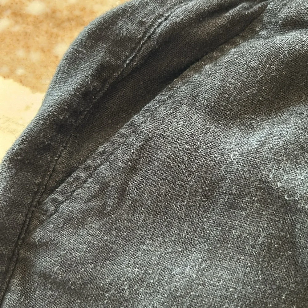 Old Navy black linen paper bag waist shorts with tie, size 0 - Picture 2 of 6